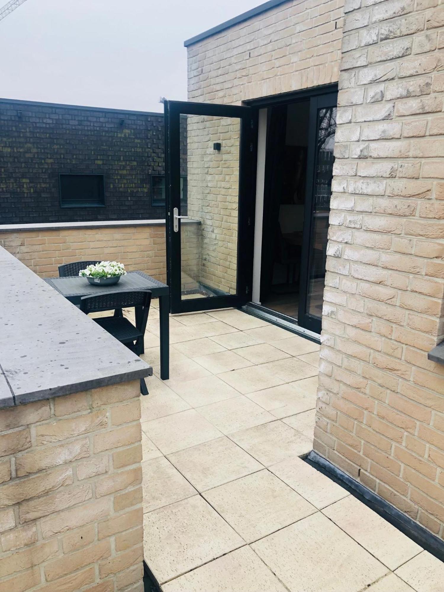 City Zen Apartment Enschede !Free Private Parking Exterior foto